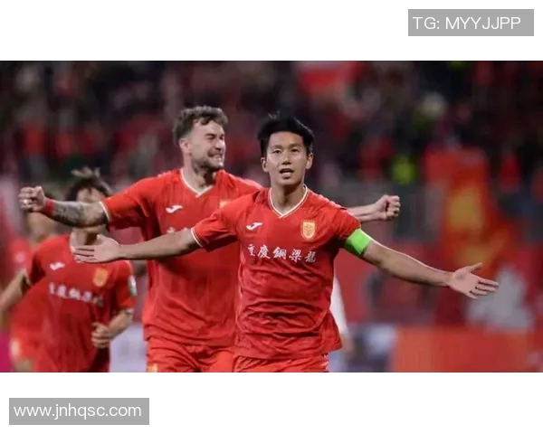 重庆籍足球球星崭露头角助力中国足球崛起的背后故事